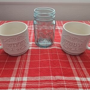 Wifey and Hubby Mug Set